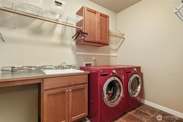 7038 Country Village Drive SW, Tumwater, WA 98512