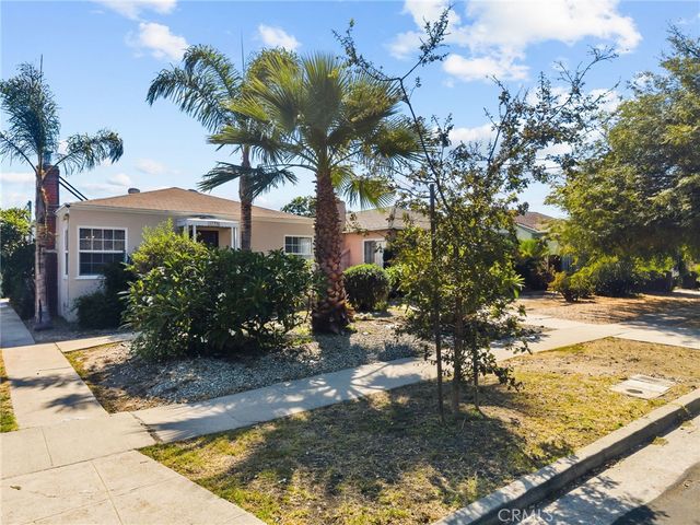 1733 S Carmelina Avenue, Los Angeles, CA 90025