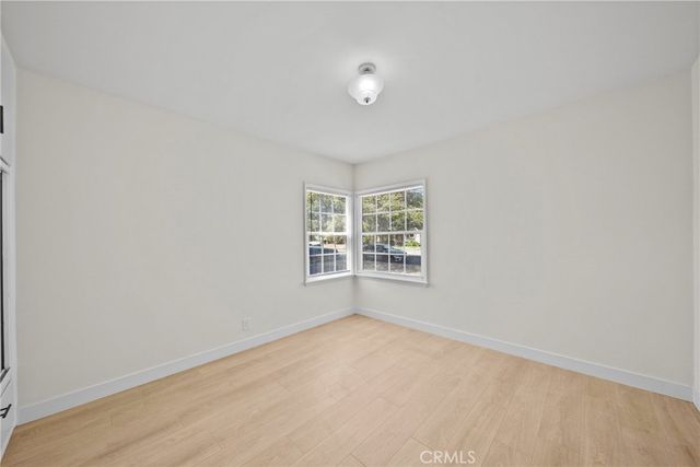 1733 S Carmelina Avenue, Los Angeles, CA 90025