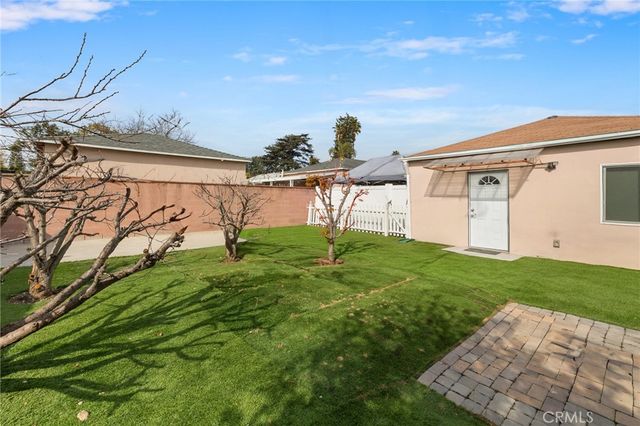 1733 S Carmelina Avenue, Los Angeles, CA 90025