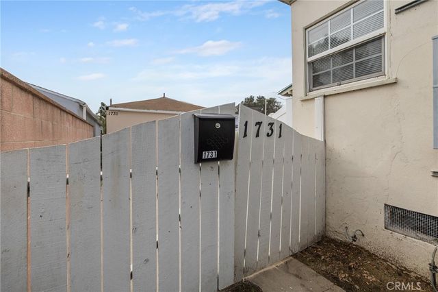 1733 S Carmelina Avenue, Los Angeles, CA 90025