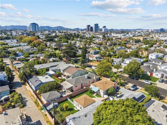 1733 S Carmelina Avenue, Los Angeles, CA 90025