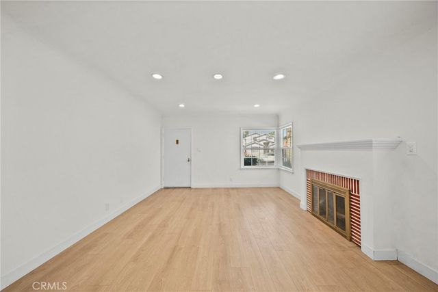 1733 S Carmelina Avenue, Los Angeles, CA 90025