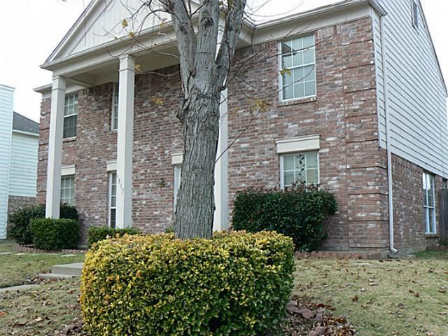1317 E Miller Drive E, Cedar Hill, TX 75104