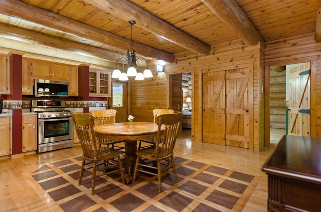6046 E STILES TOWER ROAD, Abrams, WI 54101