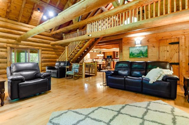 6046 E STILES TOWER ROAD, Abrams, WI 54101