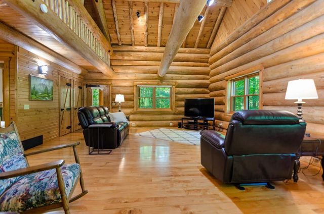 6046 E STILES TOWER ROAD, Abrams, WI 54101