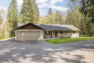 976 Sandy Bend Road, Castle Rock, WA 98611