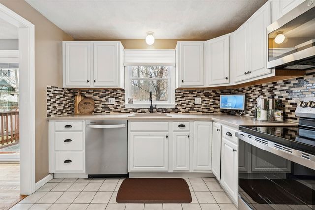 246 Lynnfield Street, Peabody, MA 01960