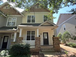 11033 Dundarrach Lane, Charlotte, NC 28277