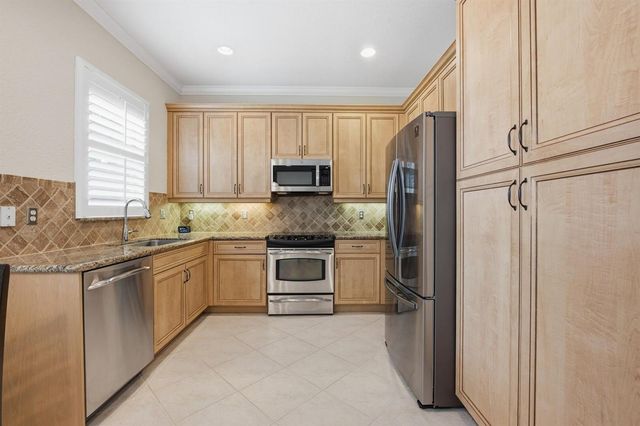 7850 Red Mahogany Road, Boynton Beach, FL 33437