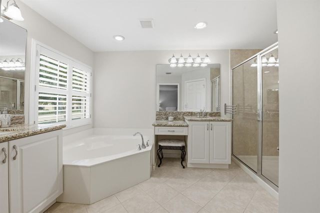 7850 Red Mahogany Road, Boynton Beach, FL 33437
