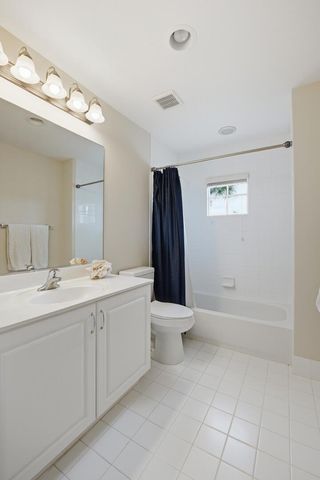7850 Red Mahogany Road, Boynton Beach, FL 33437