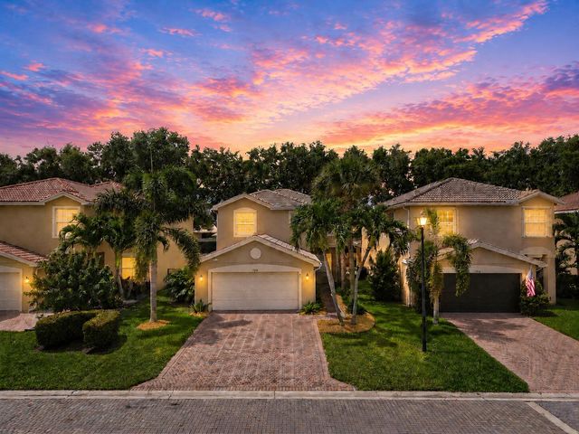 7850 Red Mahogany Road, Boynton Beach, FL 33437