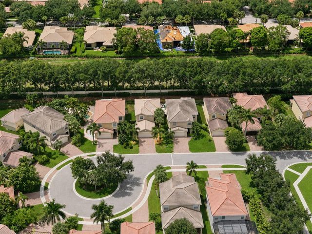 7850 Red Mahogany Road, Boynton Beach, FL 33437
