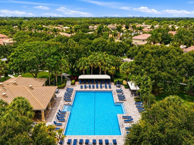 7850 Red Mahogany Road, Boynton Beach, FL 33437