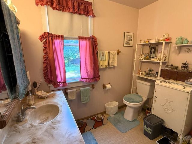 109 N Catalpa, Manzanola, CO 81058