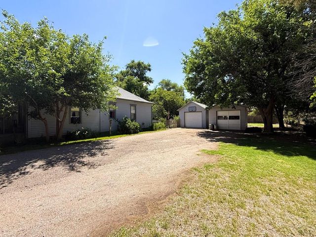 109 N Catalpa, Manzanola, CO 81058