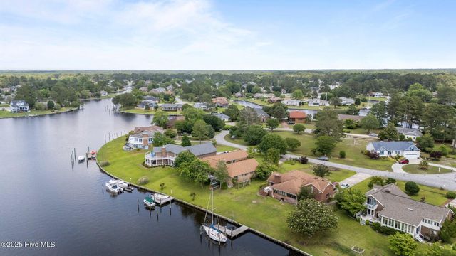 6018 Cardinal Drive, New Bern, NC 28560