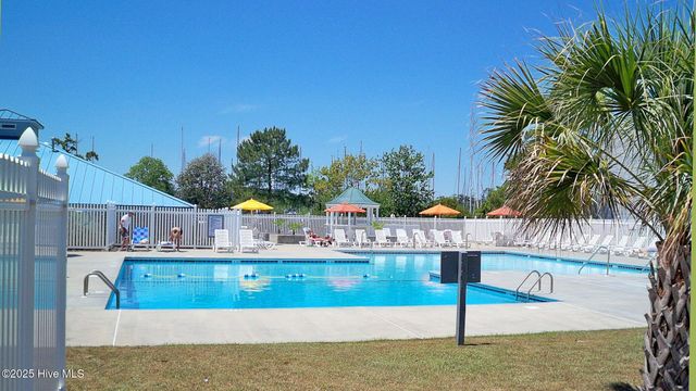 6018 Cardinal Drive, New Bern, NC 28560