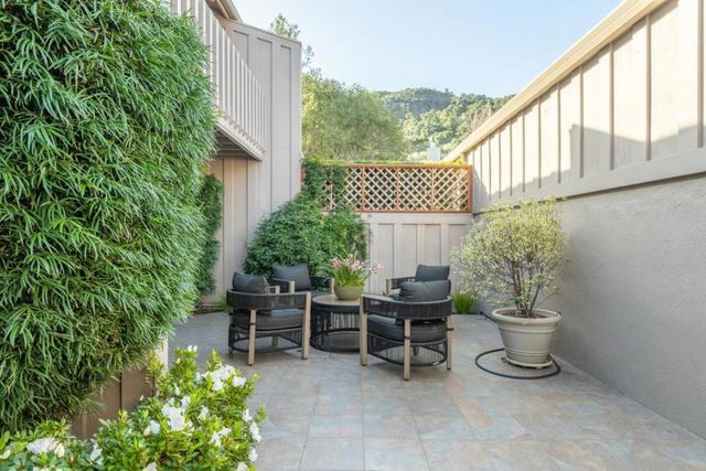 9542 Maple Court, Carmel, CA 93923