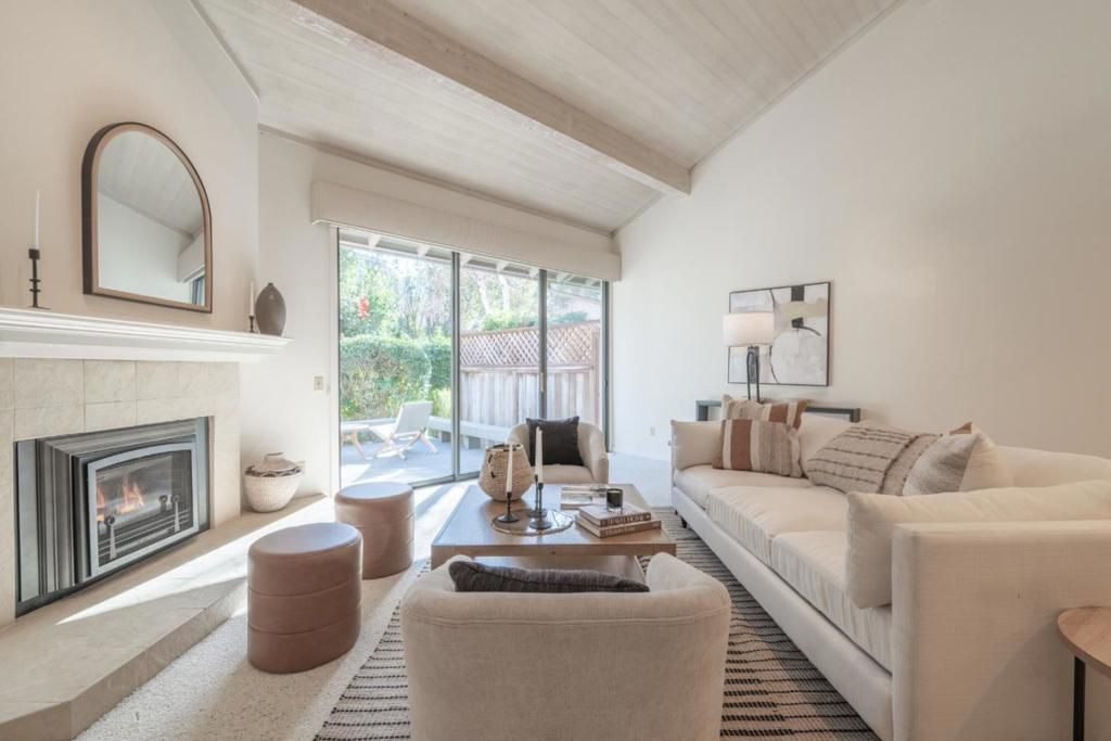 9542 Maple Court, Carmel, CA 93923