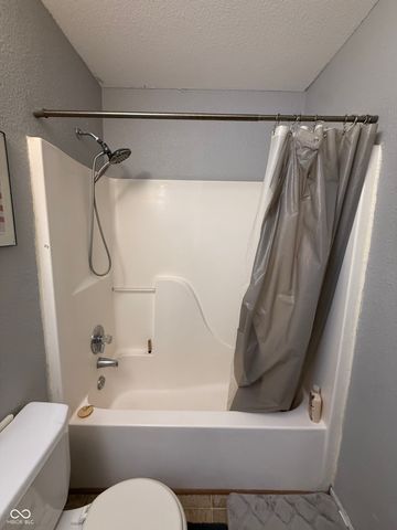 2516 Palomino Court, Anderson, IN 46012