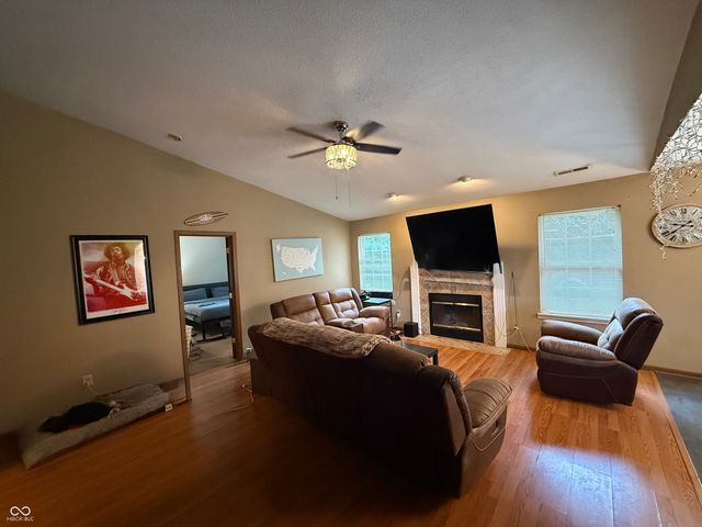 2516 Palomino Court, Anderson, IN 46012