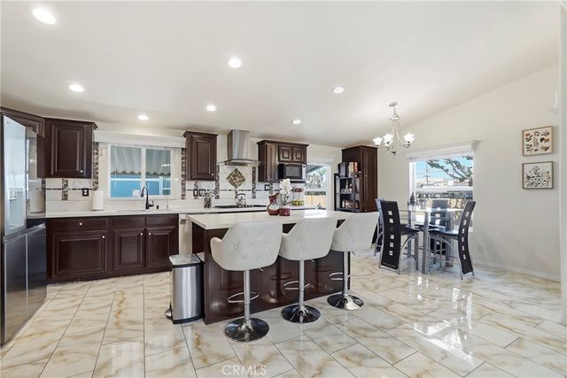 8200 Bolsa 179, Midway City, CA 92655