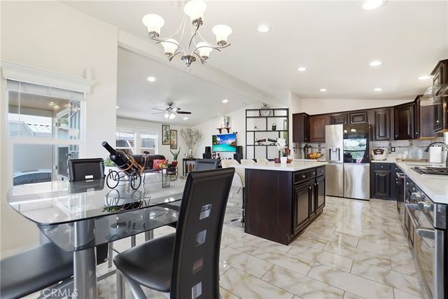 8200 Bolsa 179, Midway City, CA 92655