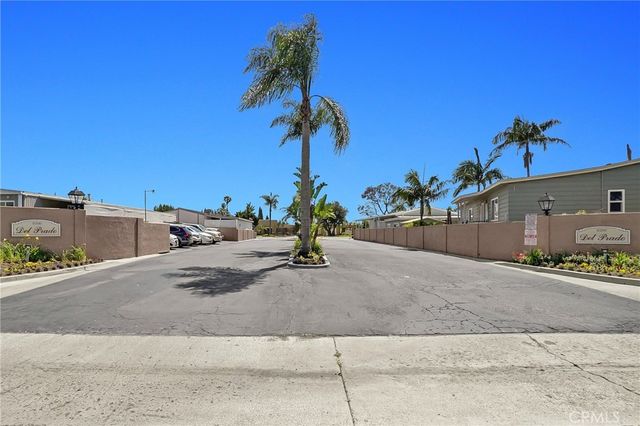 8200 Bolsa 179, Midway City, CA 92655