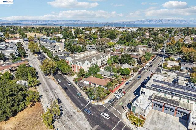 2330 University Ave 120, East Palo Alto, CA 94303