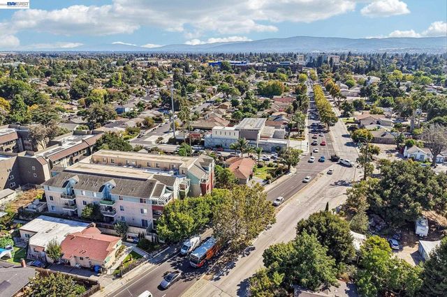 2330 University Ave 120, East Palo Alto, CA 94303