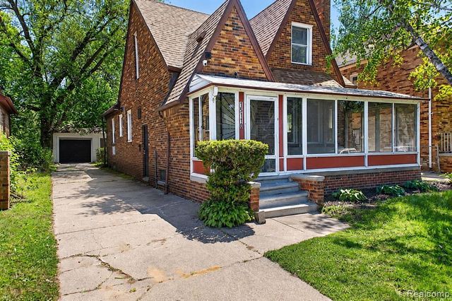 15110 Cruse Street, Detroit, MI 48227