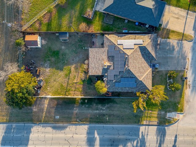 5244 Hill Ridge Drive, Fort Worth, TX 76135