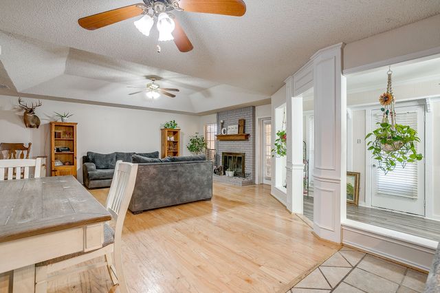 5244 Hill Ridge Drive, Fort Worth, TX 76135