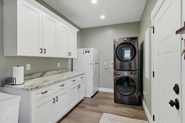 622 Johnson Estate Lane, Sevierville, TN 37862