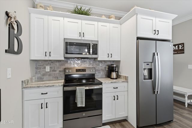 622 Johnson Estate Lane, Sevierville, TN 37862