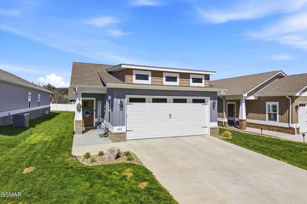 622 Johnson Estate Lane, Sevierville, TN 37862