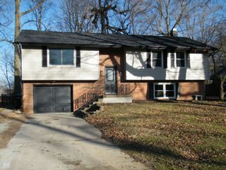 818 Yorkshire Road, Anderson, IN 46012