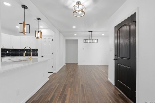 803 Fresno, San Antonio, TX 78212