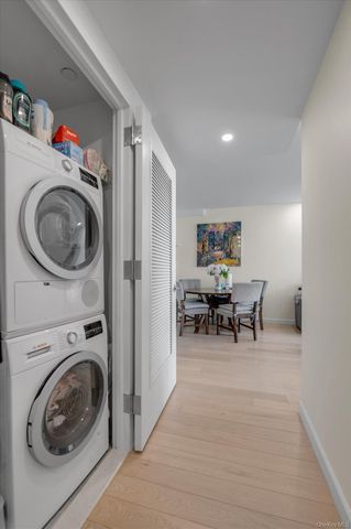 138-35 39th Avenue 5L, Flushing, NY 11354