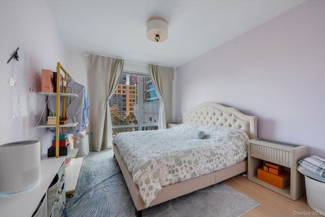 138-35 39th Avenue 5L, Flushing, NY 11354