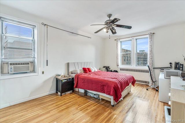 65-74 Saunders Street 6J, Rego Park, NY 11374