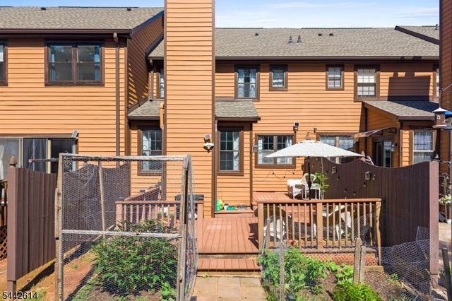 16 Estate Rd, Hillsborough Twp., NJ 08844