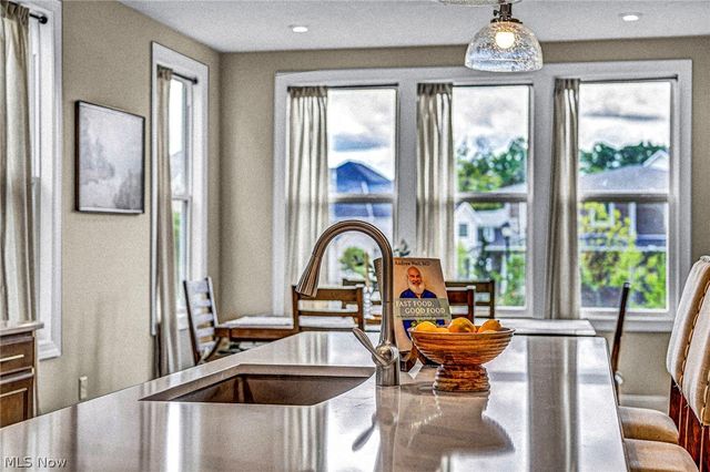 519 Silver Lake Drive, Orange Village, OH 44022