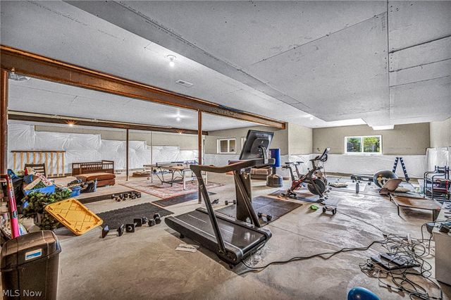 519 Silver Lake Drive, Orange Village, OH 44022