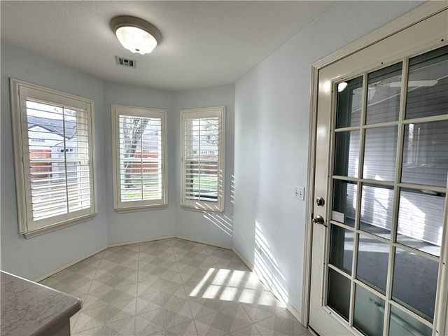 408 N 39th Street, Rogers, AR 72756