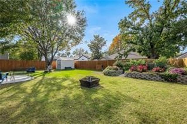 408 N 39th Street, Rogers, AR 72756