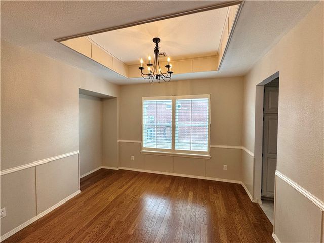 408 N 39th Street, Rogers, AR 72756